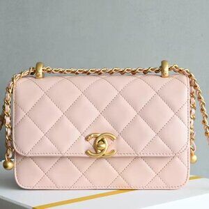 Classic CHANEL Bag: A Stylish and Versatile Choice for Elegance